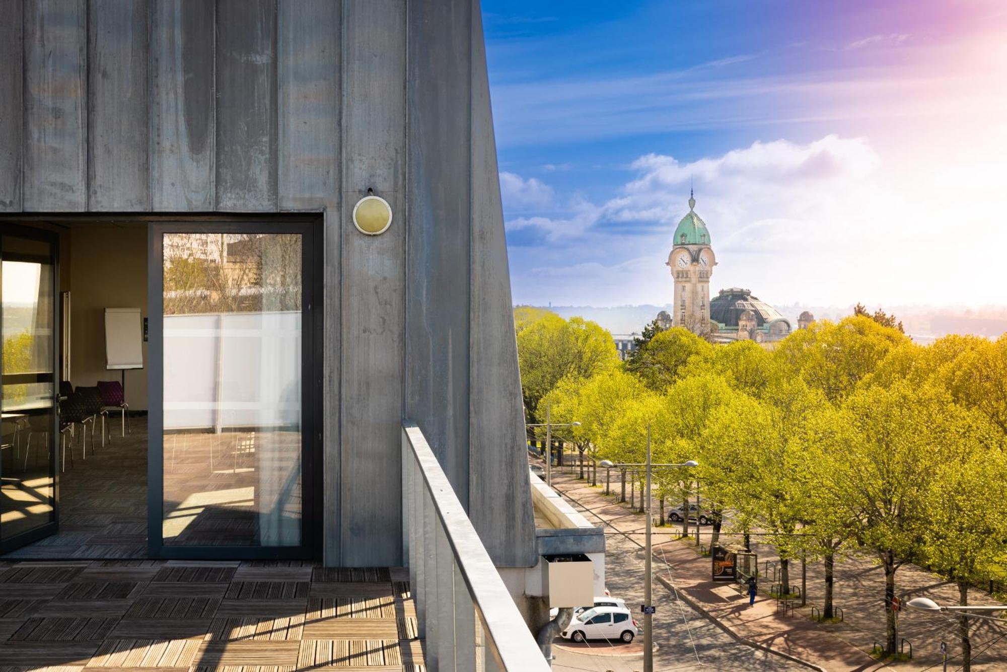 Отель Campanile Limoges Centre - Gare Экстерьер фото